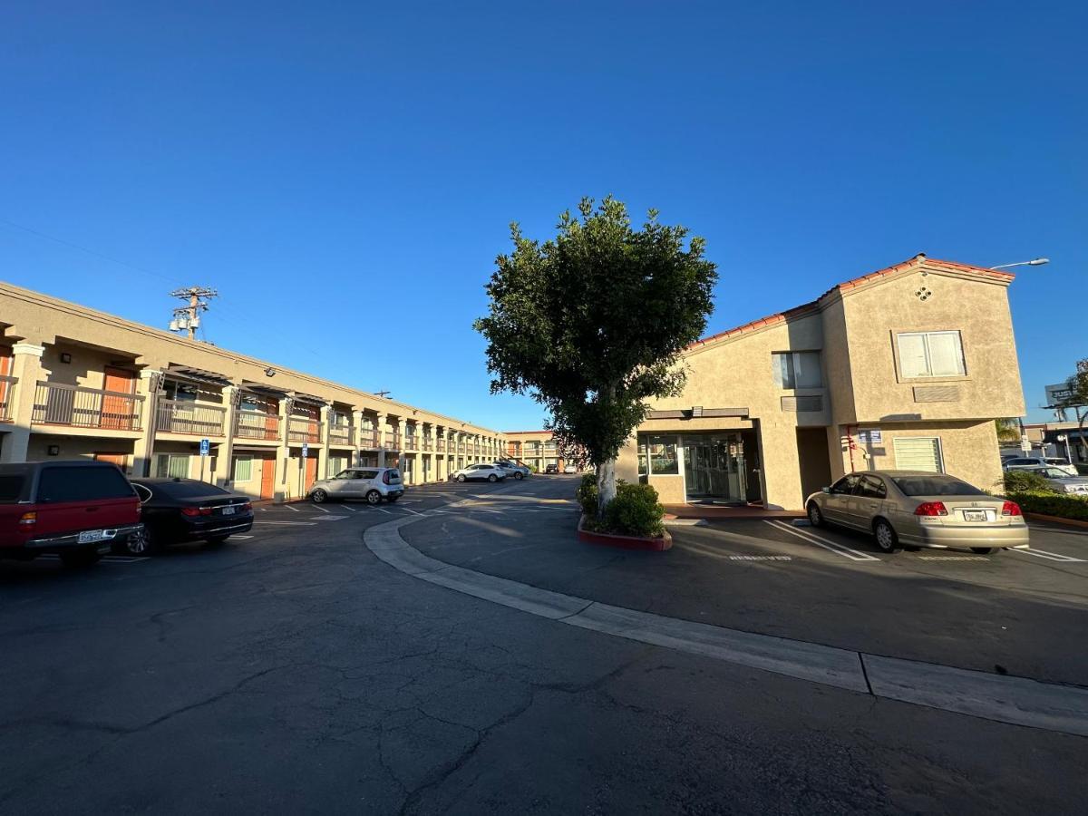Rodeway Inn South Gate - Los Angeles South Dış mekan fotoğraf