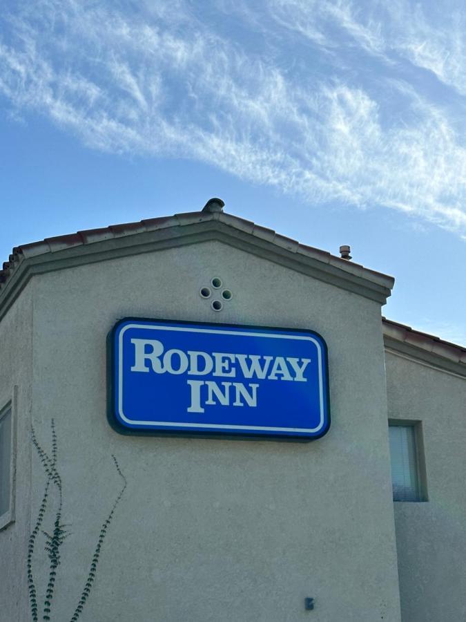 Rodeway Inn South Gate - Los Angeles South Dış mekan fotoğraf