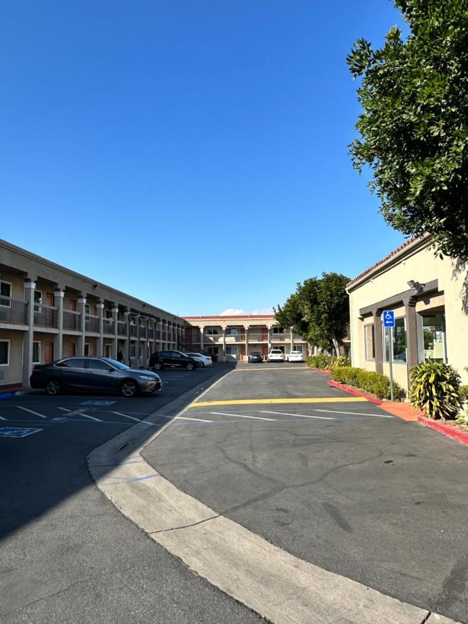Rodeway Inn South Gate - Los Angeles South Dış mekan fotoğraf